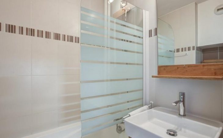 Residence Grande Motte, Tignes, Bathroom